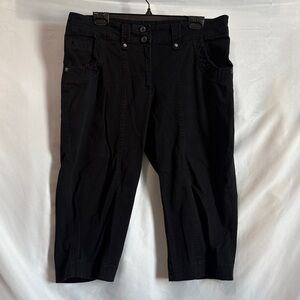 Stylish Black Capris for Women